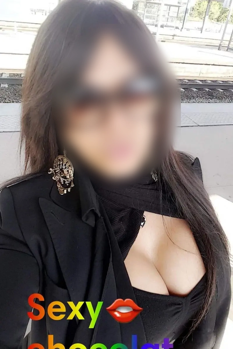 Chloe75