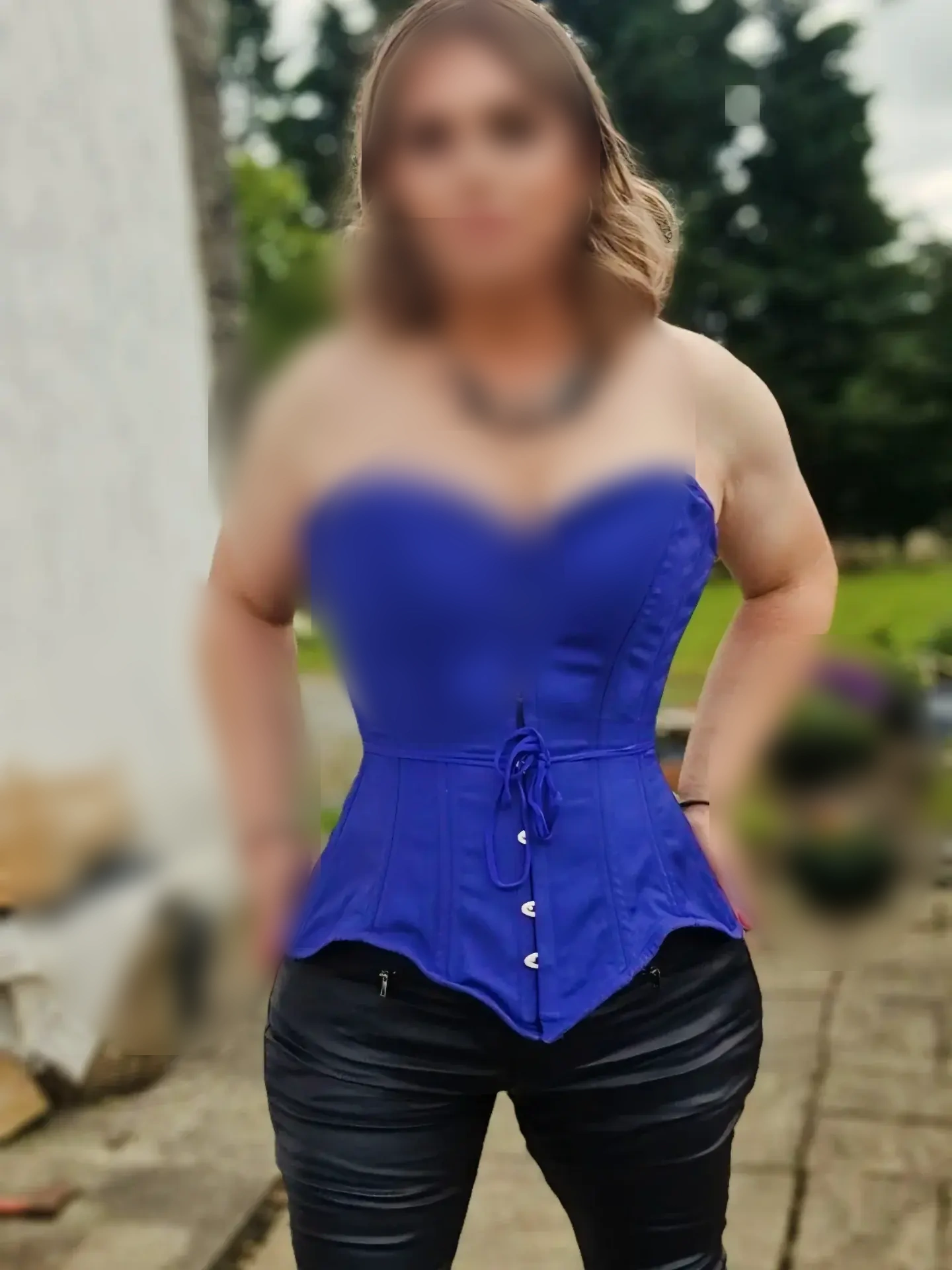 Julie