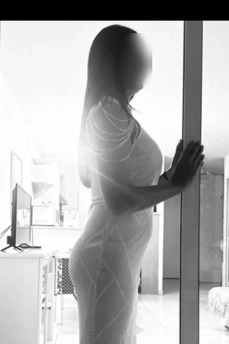 Cherche amant généreux et discret à Attignat