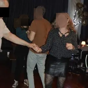 Cherche partenaire pour nuits chaudes à Neuville-sur-Ain